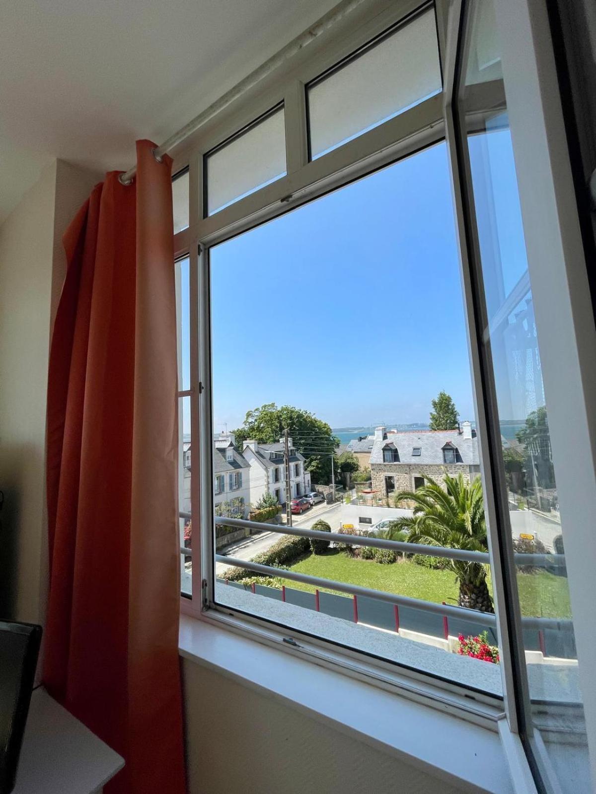 Residence des Bains Carantec Habitación foto